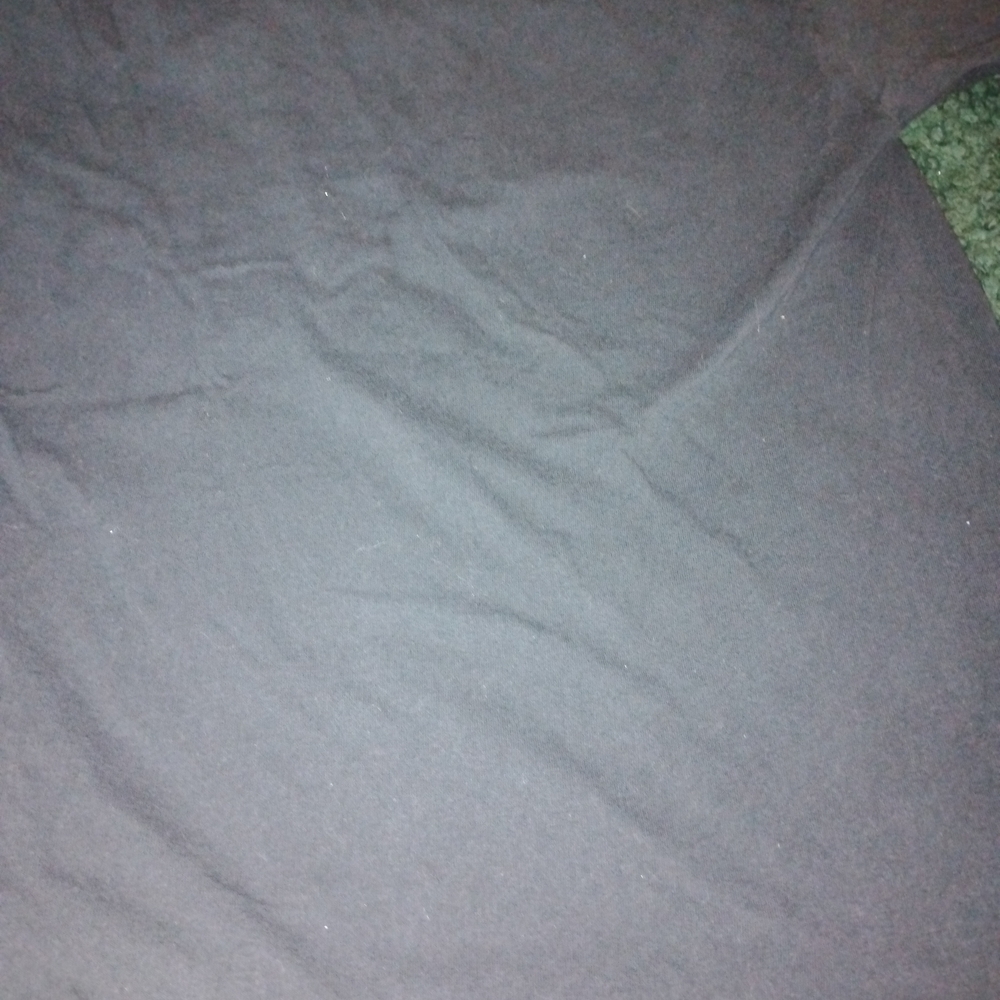 H&M Graphic Tee - Charcoal with Red and White Design - Picture 4 of 4